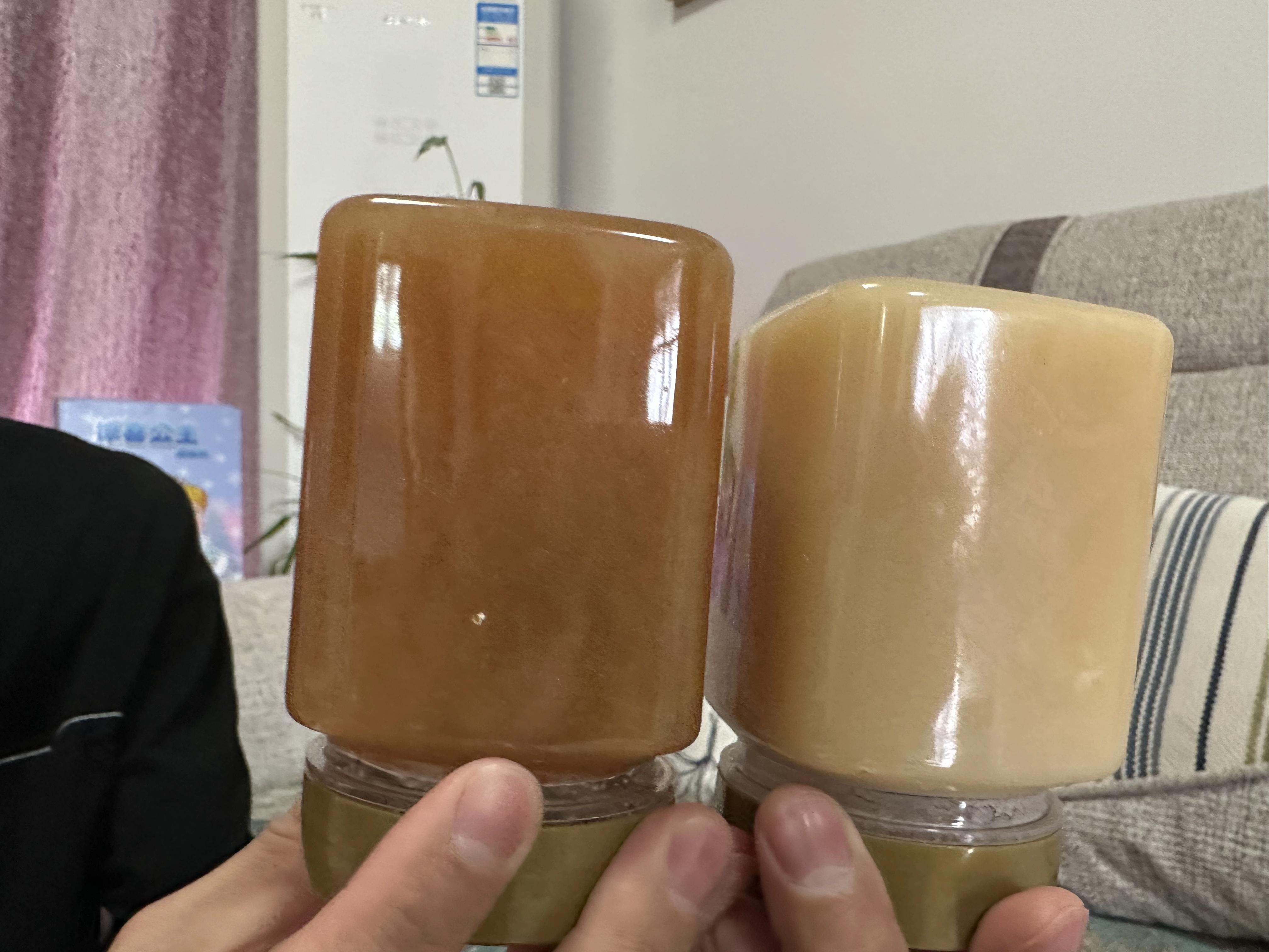 蜂蜜凝固成白色像猪油(蜂蜜凝固成白色像猪油一样是假的吗) 蜂蜜凝固成白色像猪油(蜂蜜凝固成白色像猪油一样是假的吗)