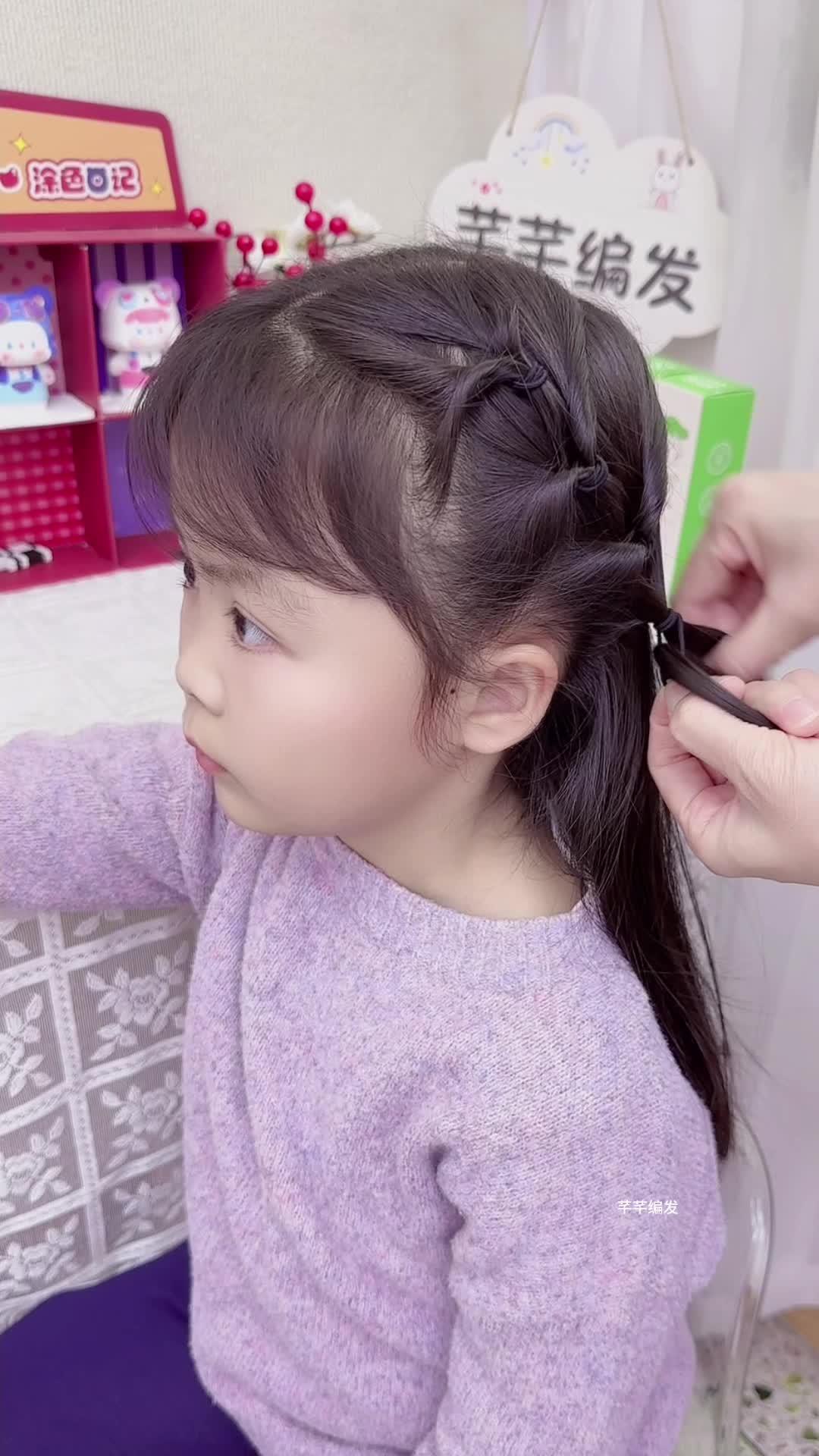 女儿上学就给她这样扎头发,手残党也能学会