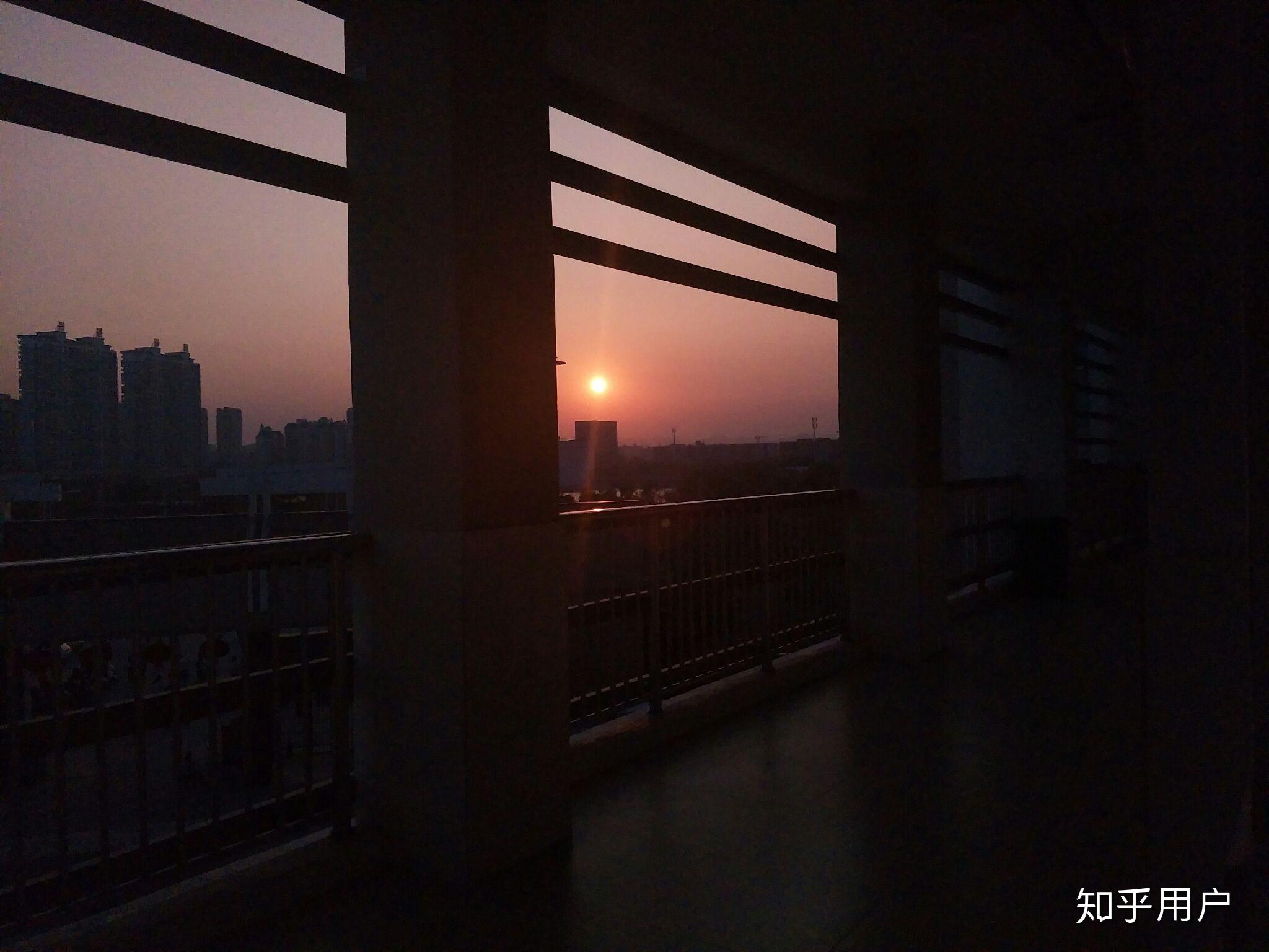 在石狮市第三中学就读高中是种什么样的体验?