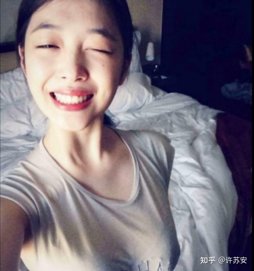 崔雪莉生前有哪些漂亮的写真,自拍照片?