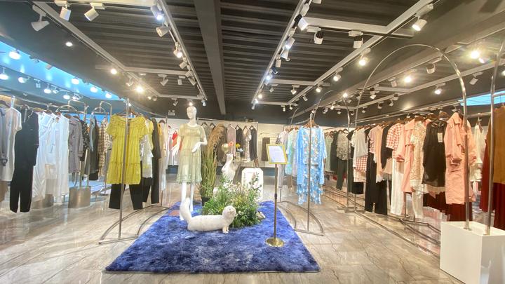 2022年那些简单时尚又有创意的女装店名推荐丨女装店名取名技巧分享 - 知乎