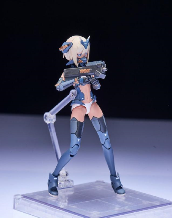 请问大家有什么对新人友好的机娘模型推荐吗