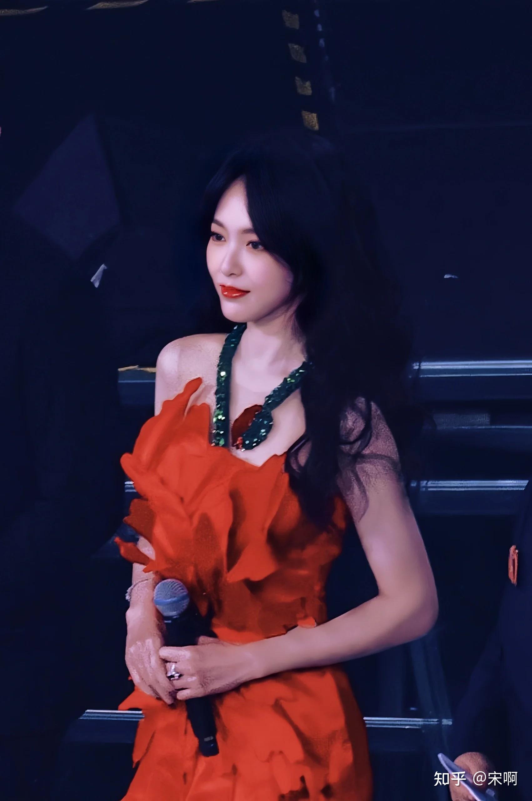 《繁花》唐嫣汪小姐错失升职科长,被下放工厂,她错在哪里?