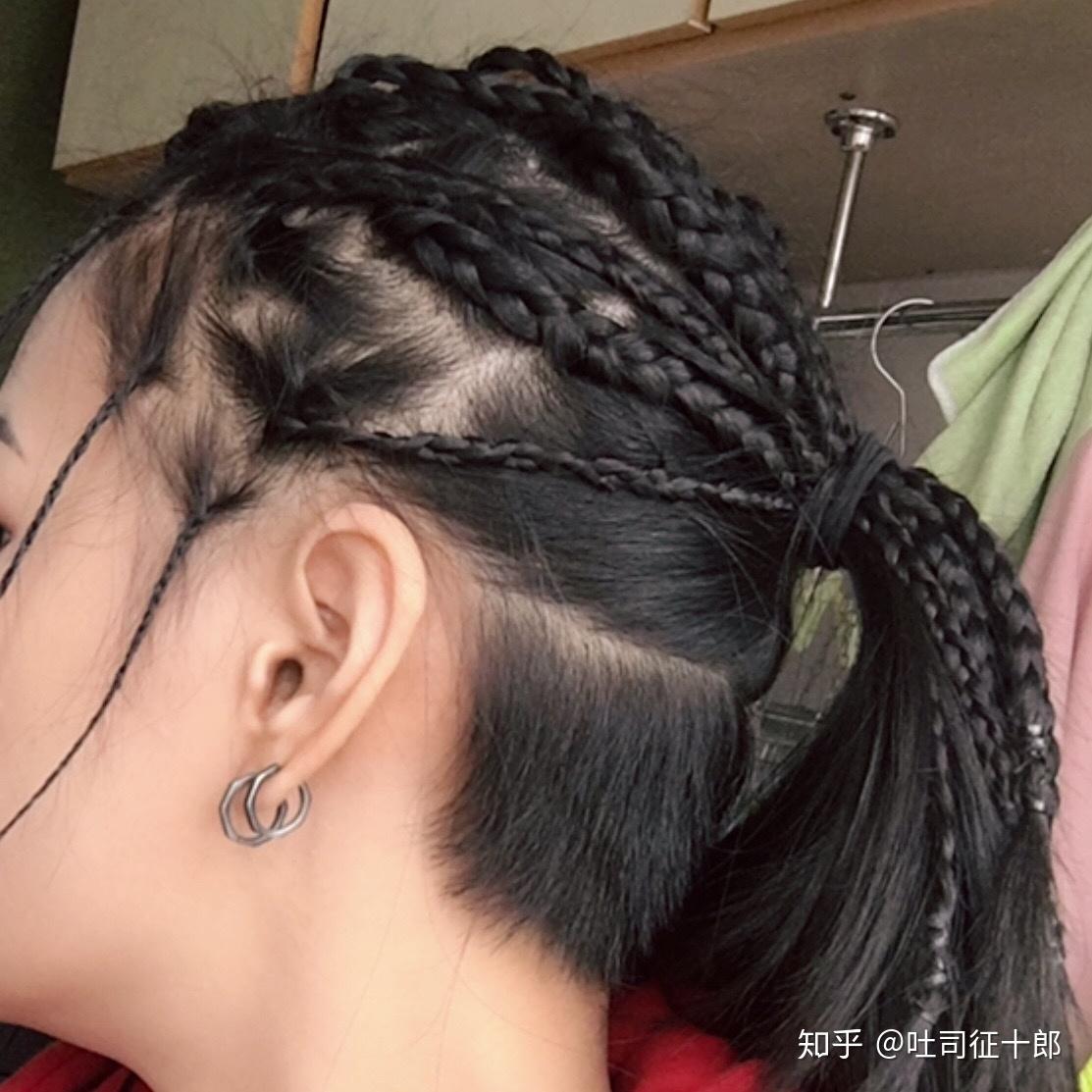 你们觉得女生把脑袋后面的头发剃了怎么样