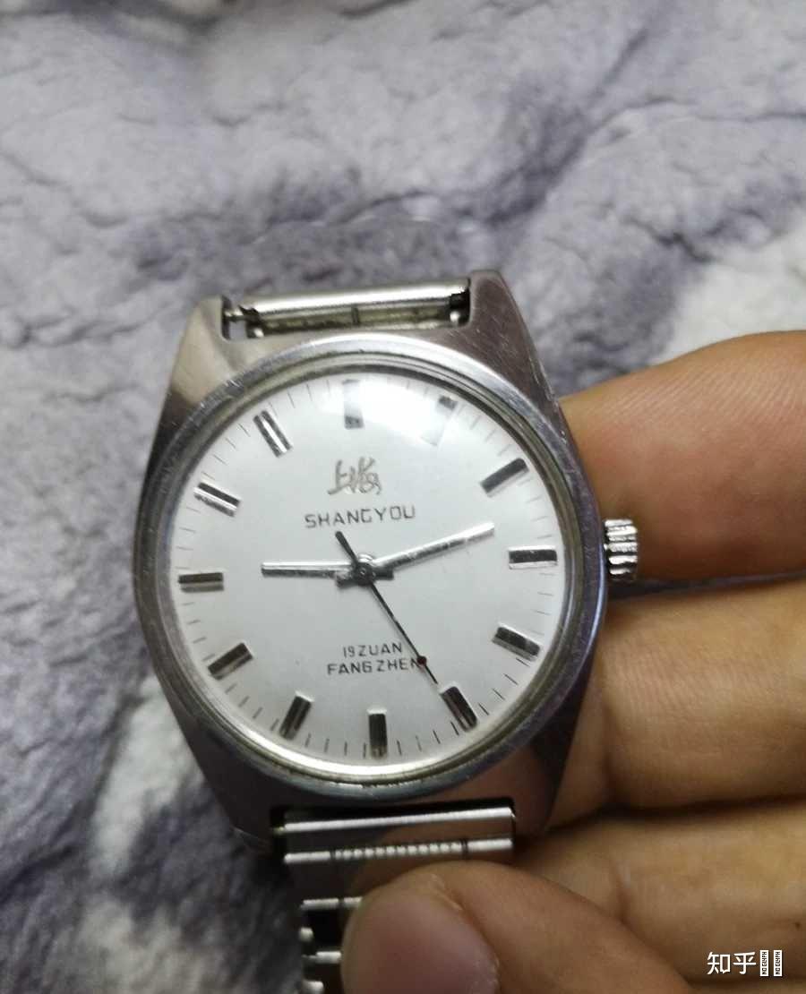 这块上海7120手表为什么拼音不是shanghai二十shangxia我爷1980年左右