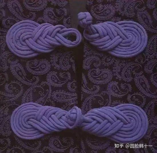 过年走亲访友,穿什么最适宜,看这里 - 知乎